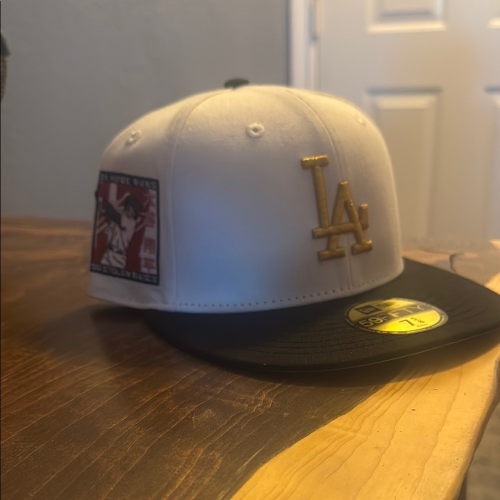 White hat gold lettering.. black bill.. Ohtani side patch!